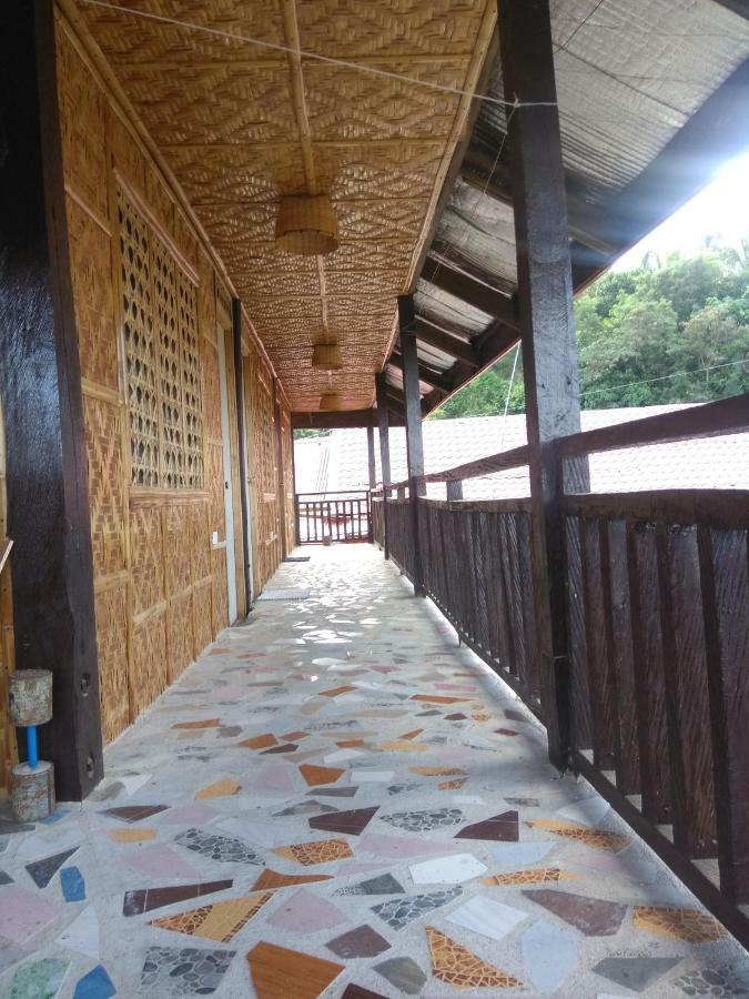 Overview Hostel Loon ภายนอก รูปภาพ